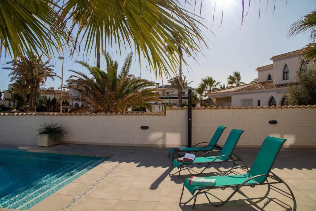 Villa La Zenia Ориуэла Экстерьер фото